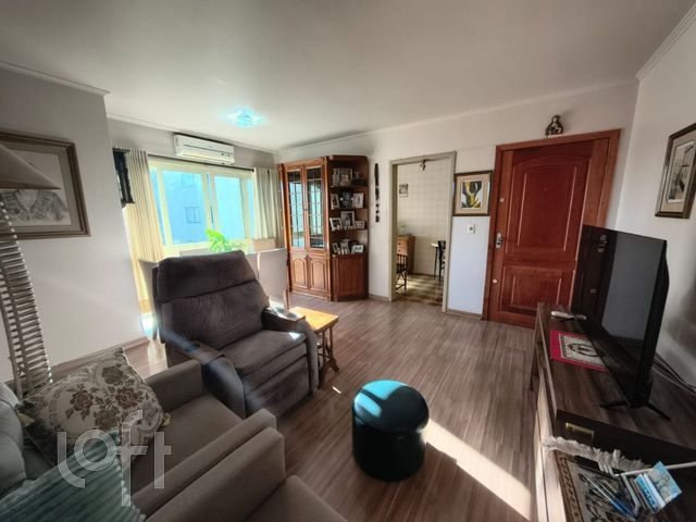 Apartamento com 88m², 3 dormitórios, 1 vaga, Santana em Porto Alegre