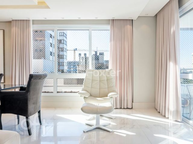Apartamento com 180m², 3 dormitórios, 3 suítes, 4 vagas, Bela Vista em Porto Alegre