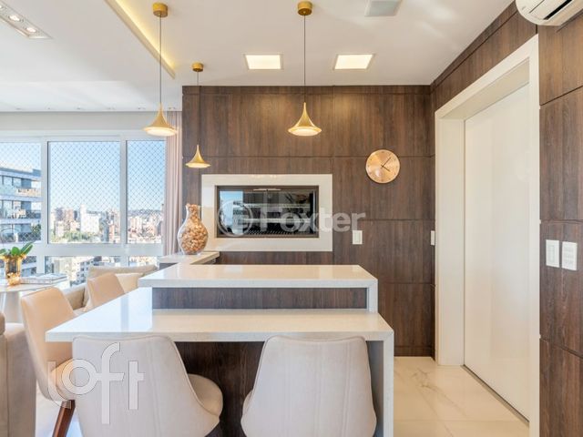 Apartamento com 180m², 3 dormitórios, 3 suítes, 4 vagas, Bela Vista em Porto Alegre
