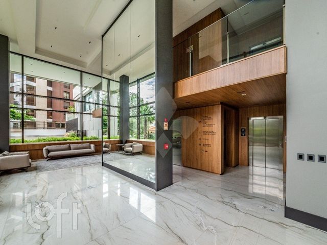 Apartamento com 257m², 4 dormitórios, 4 suítes, 4 vagas, Bela Vista em Porto Alegre