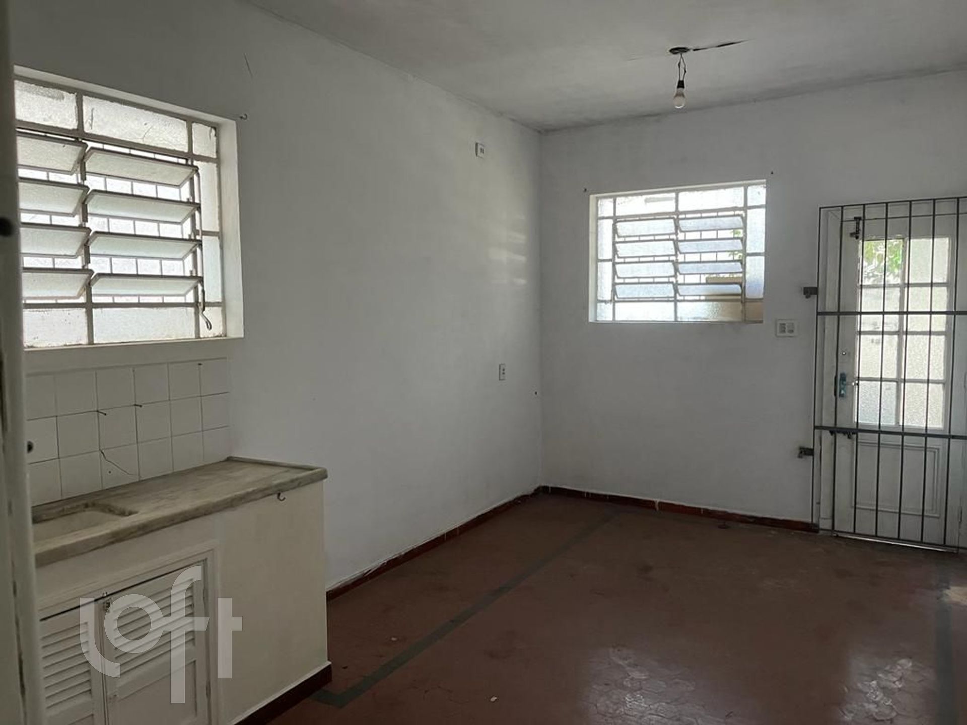 Casa à venda com 3 quartos, 232m² - Foto 3