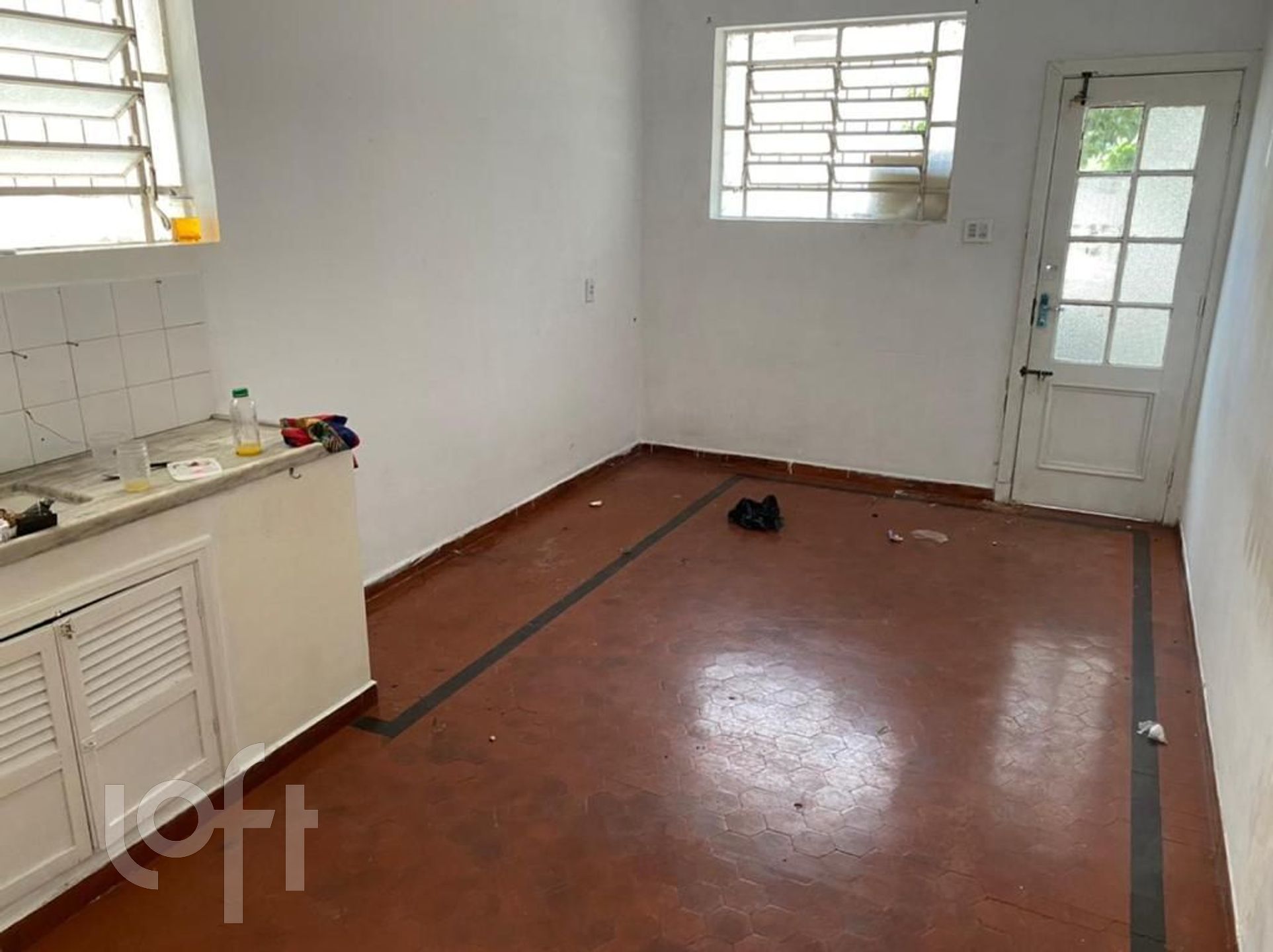 Casa à venda com 3 quartos, 232m² - Foto 6