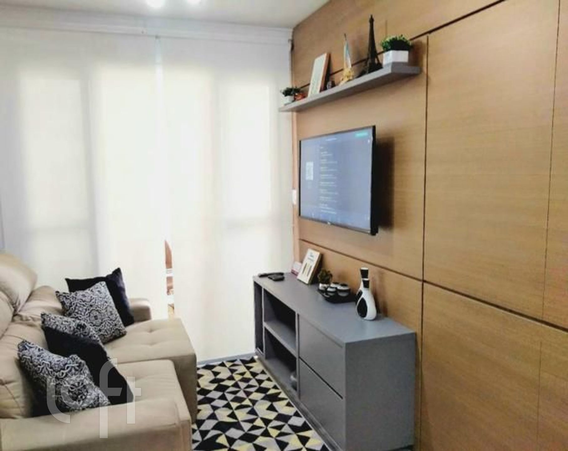 Apartamento à venda com 1 quarto, 32m² - Foto 1