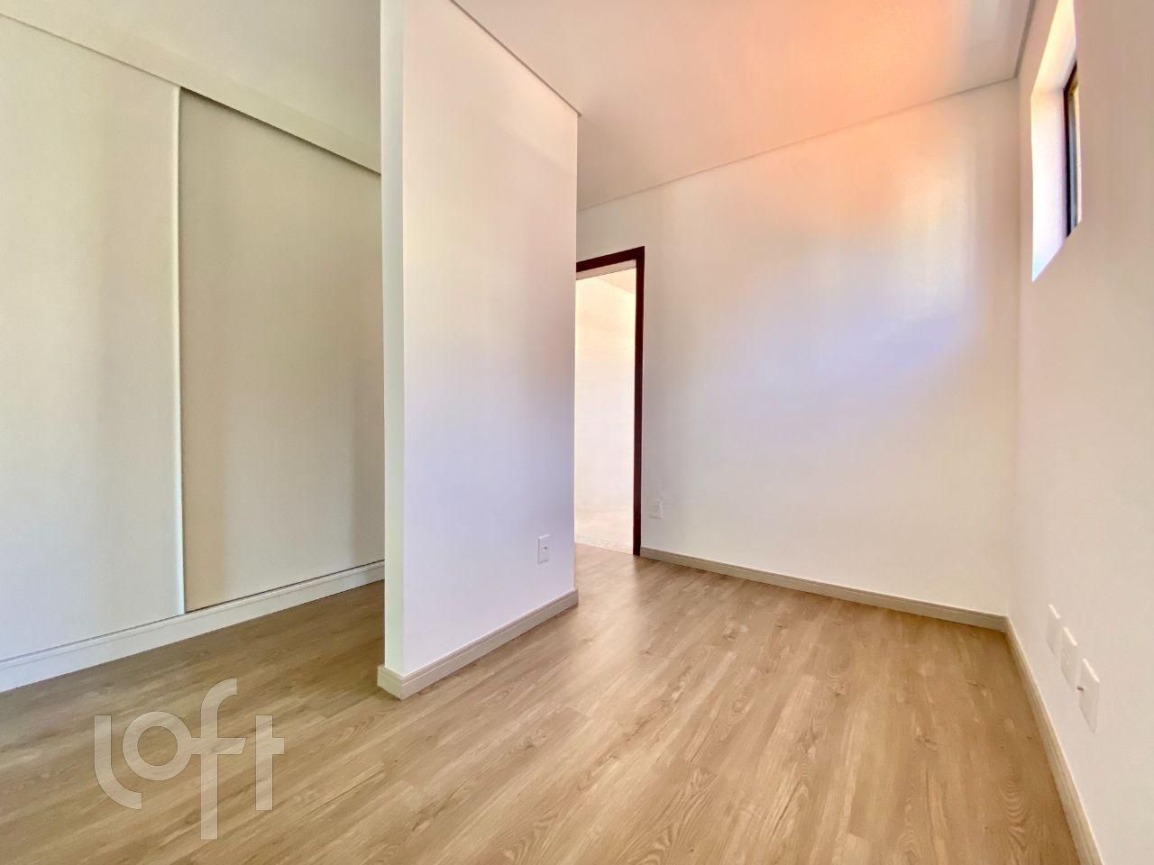 Apartamento à venda com 3 quartos, 93m² - Foto 7