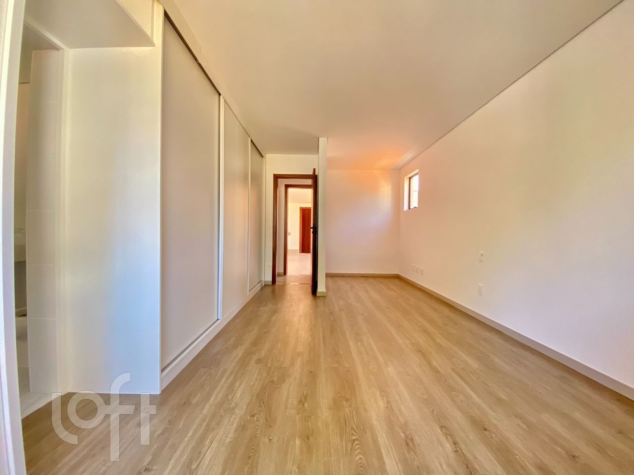 Apartamento à venda com 3 quartos, 93m² - Foto 9