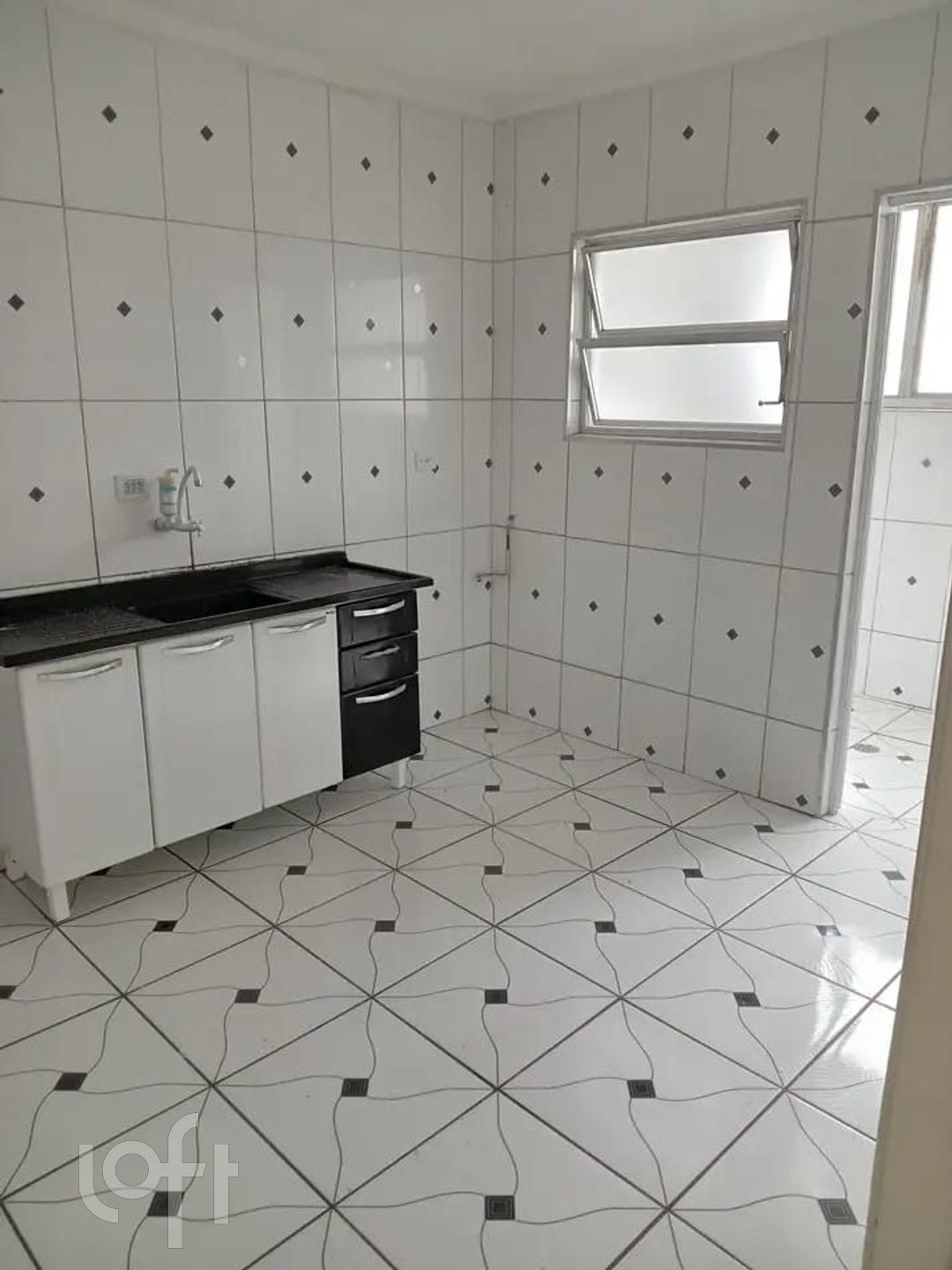 Apartamento à venda com 2 quartos, 96m² - Foto 4