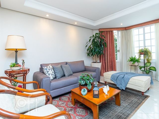 Casa em Condomínio com 245m², 3 dormitórios, 1 suíte, 1 vaga, Boa Vista em Porto Alegre