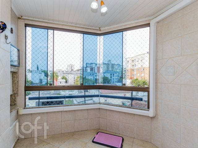 Apartamento com 67m², 2 dormitórios, 1 vaga, Vila Ipiranga em Porto Alegre