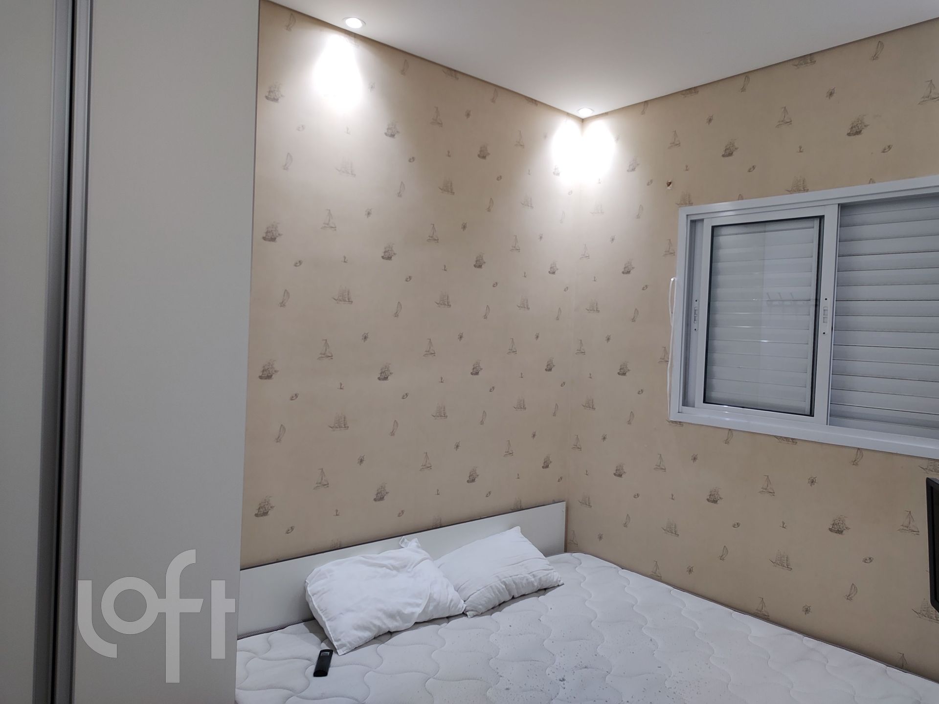 Apartamento à venda com 2 quartos, 55m² - Foto 3