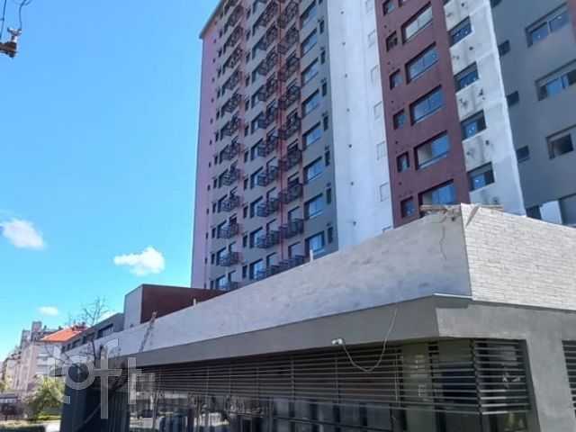 Apartamento com 83m², 3 dormitórios, 1 suíte, 2 vagas, Vila Ipiranga em Porto Alegre