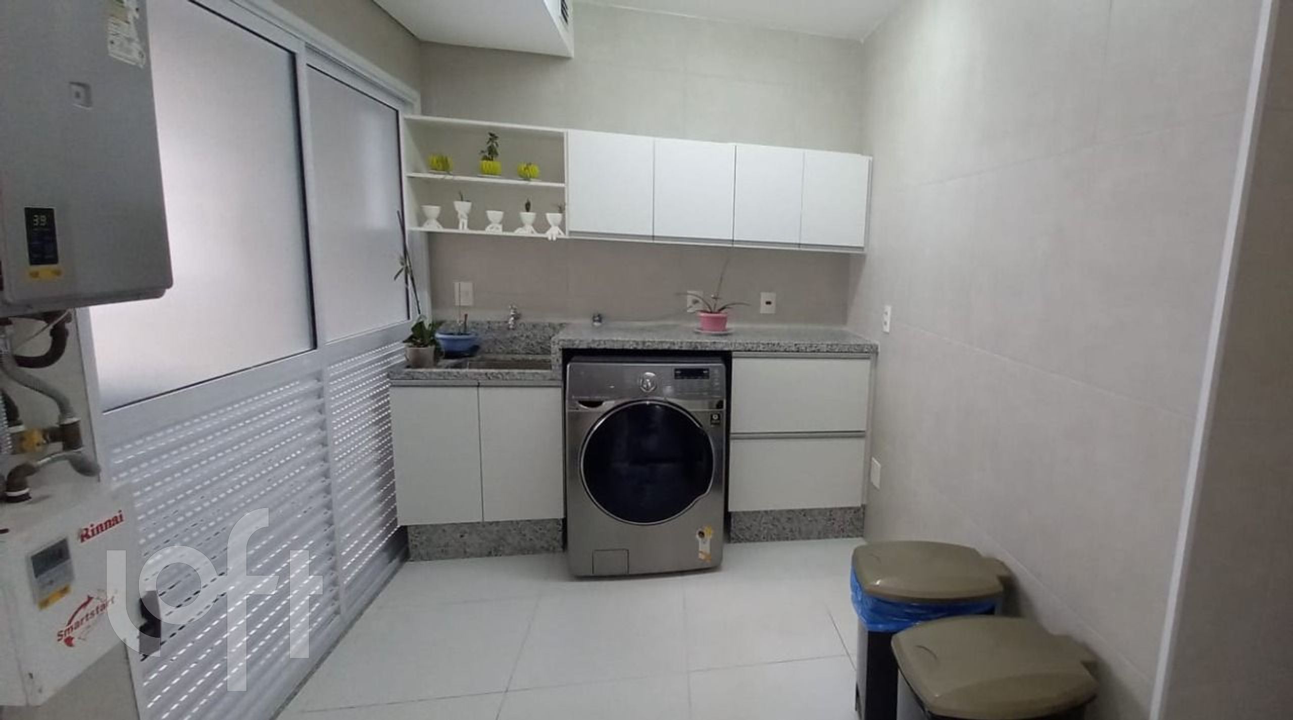 Apartamento à venda com 4 quartos, 238m² - Foto 4