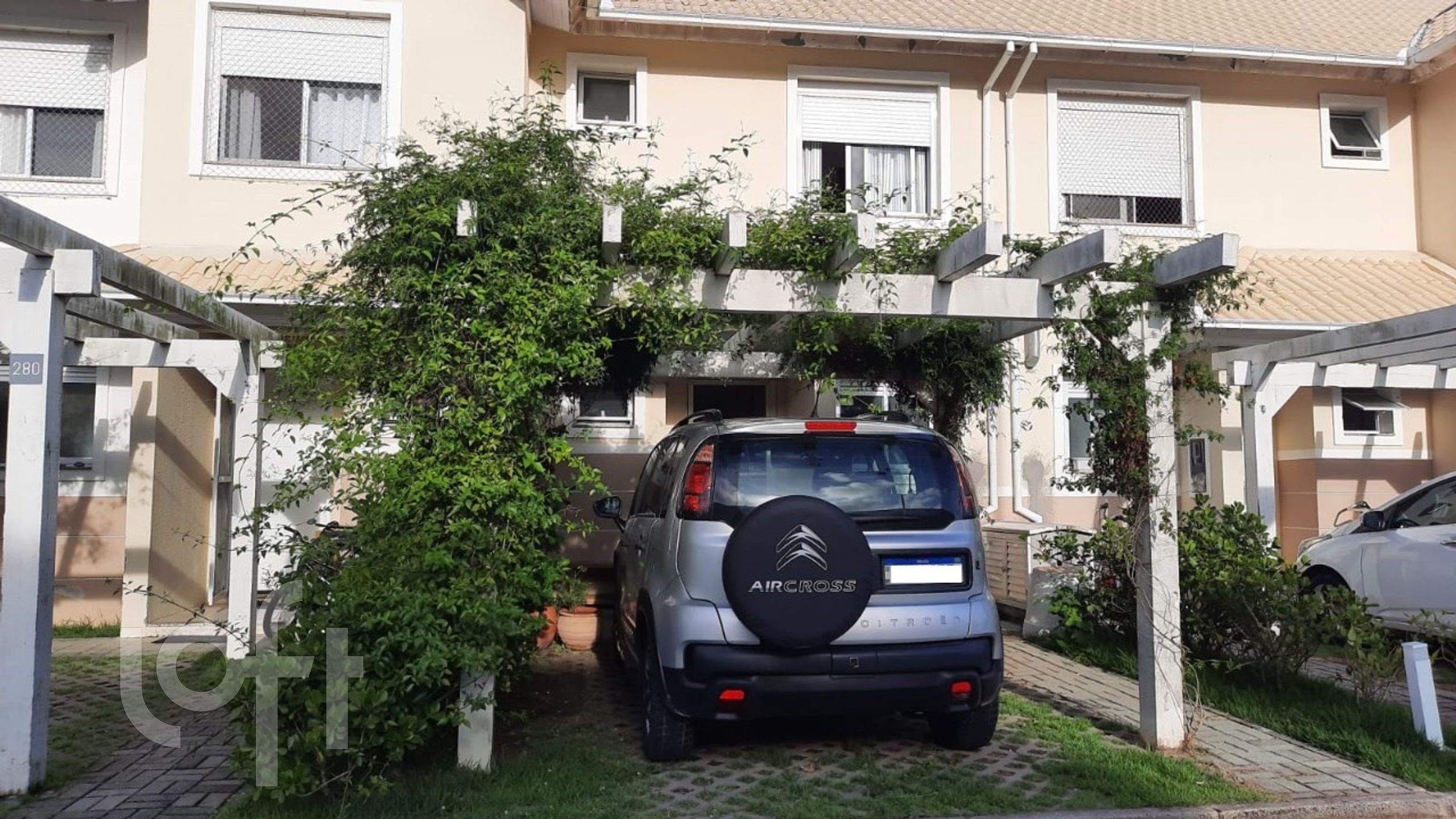 Casa Residencial com 78m², 2 quartos, 1 suíte, 1 garagem, no bairro Morro das Pedras em Florianópolis