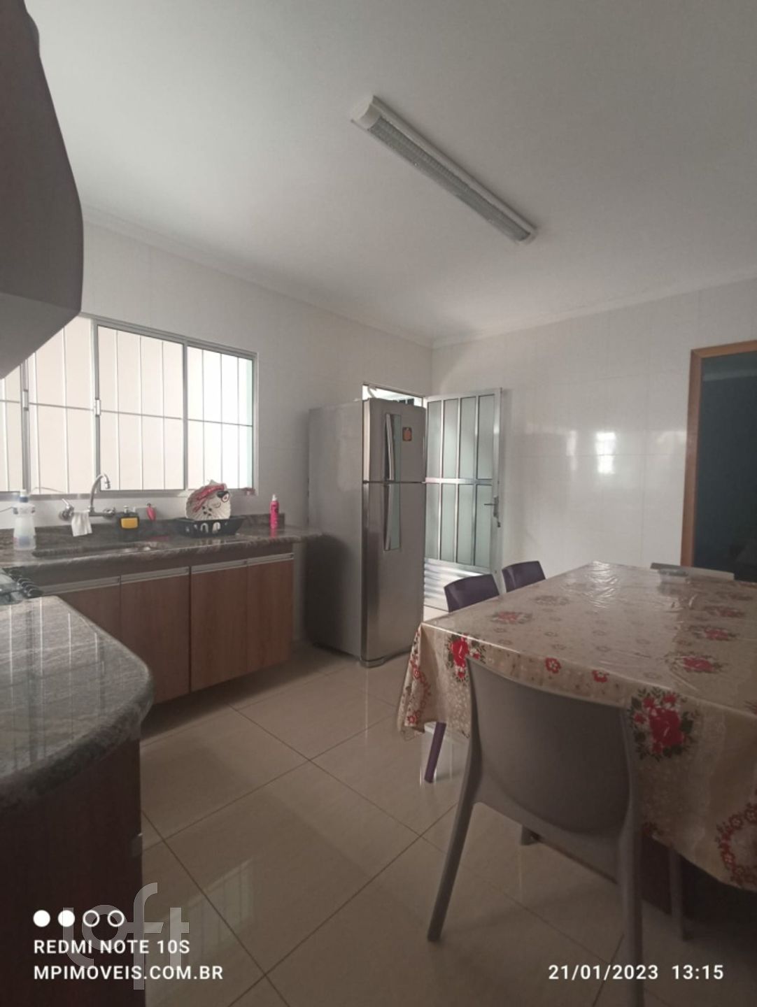 Casa à venda com 2 quartos, 135m² - Foto 9