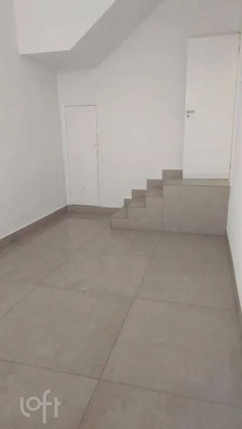 Casa à venda com 3 quartos, 150m² - Foto 1