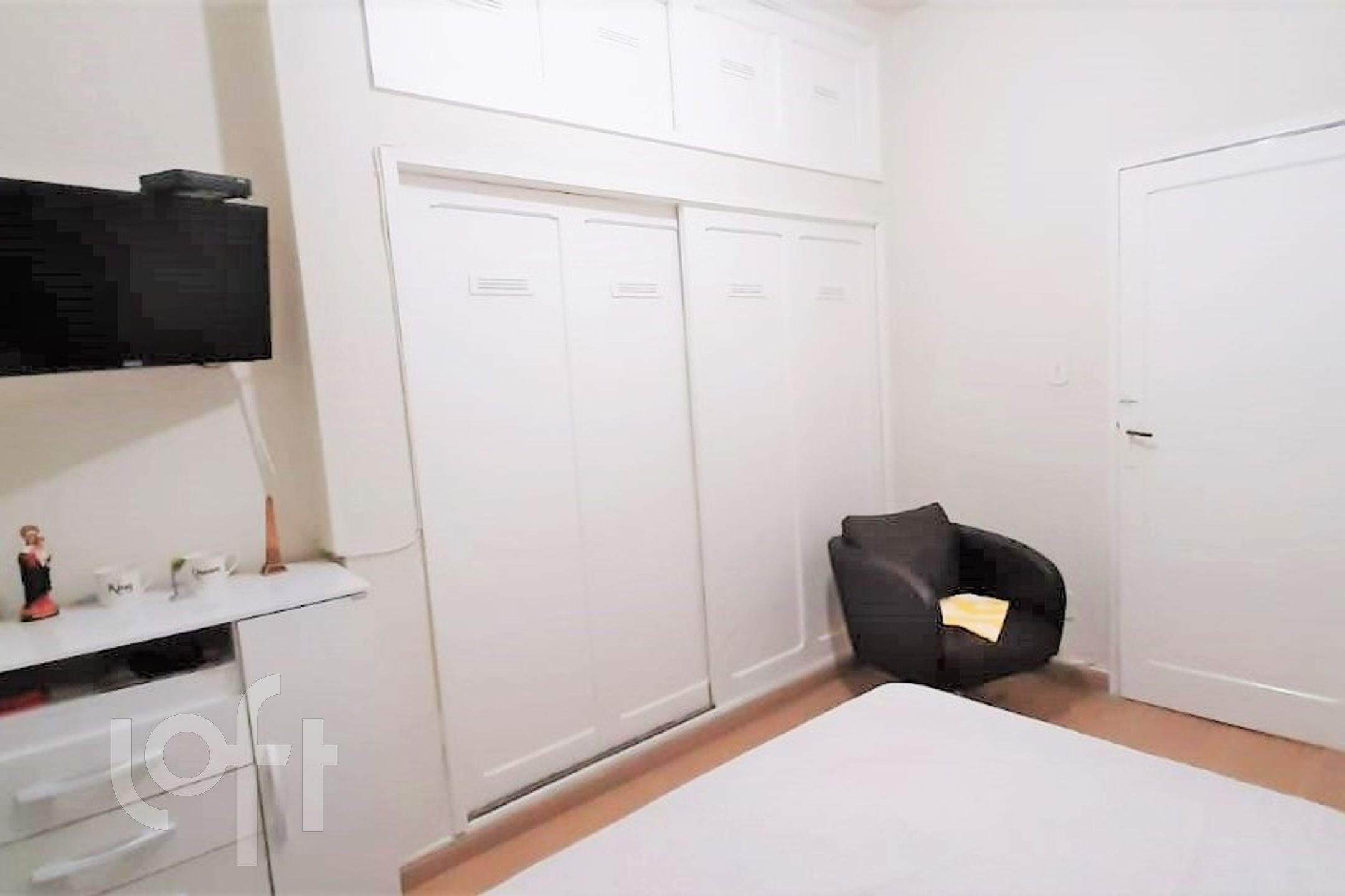 Apartamento à venda com 2 quartos, 80m² - Foto 13