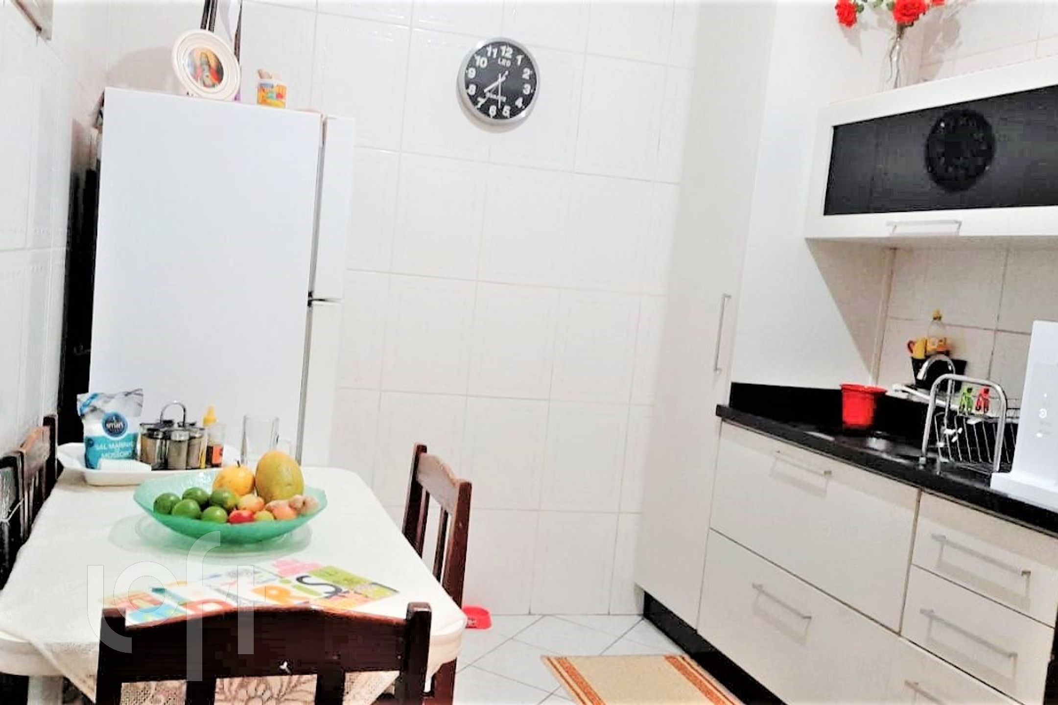 Apartamento à venda com 2 quartos, 80m² - Foto 19