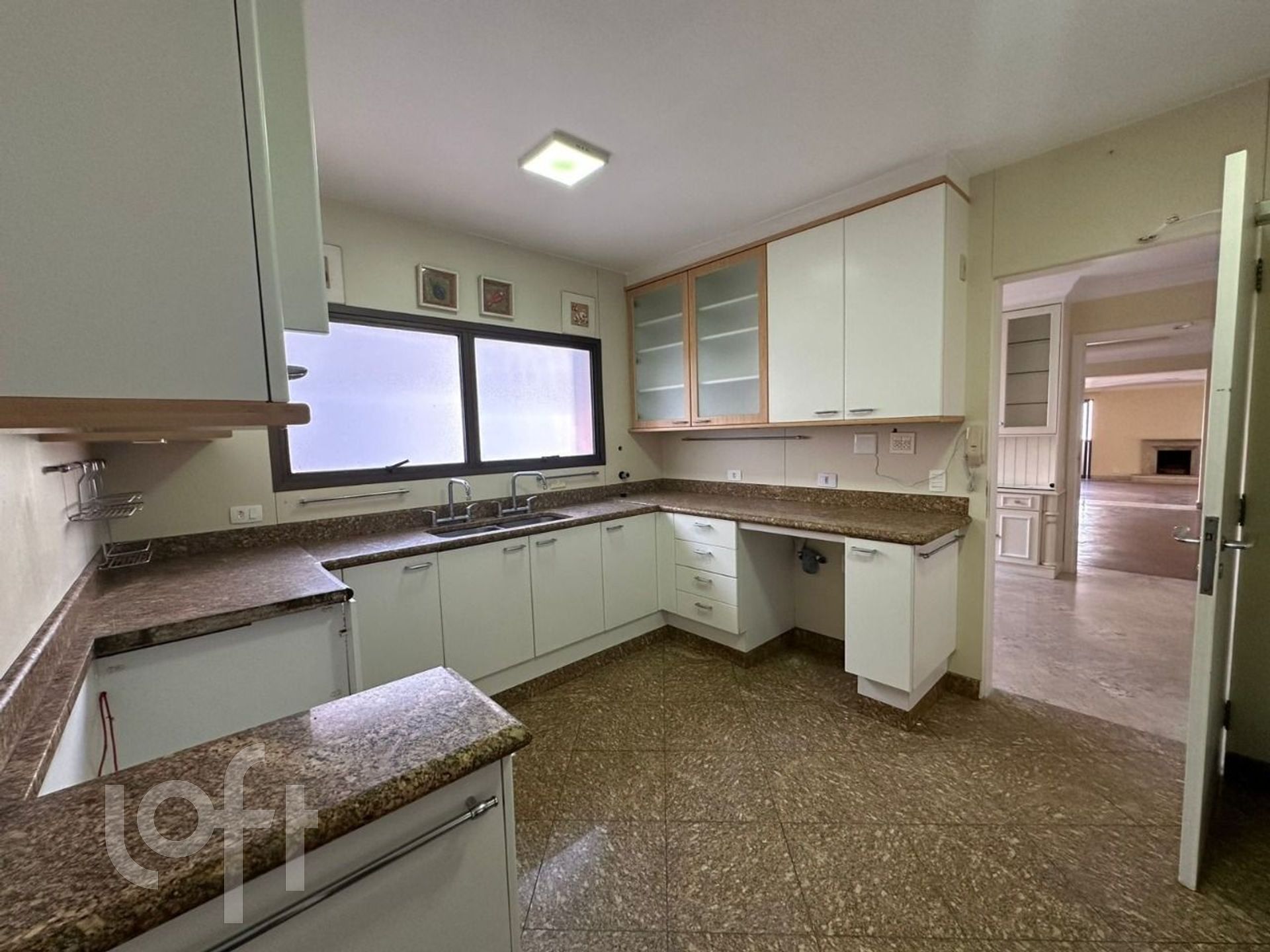 Apartamento à venda com 4 quartos, 360m² - Foto 14