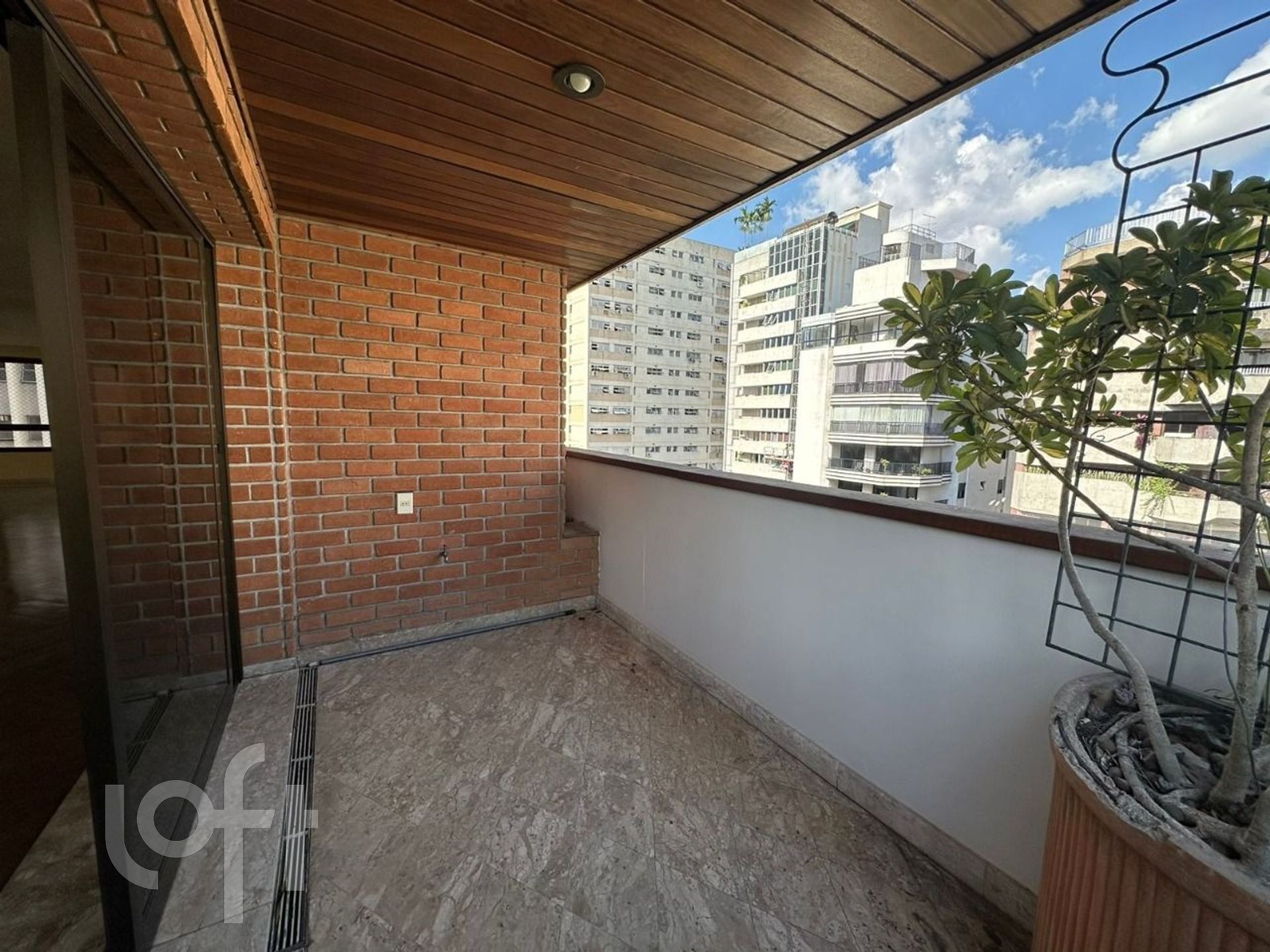 Apartamento à venda com 4 quartos, 360m² - Foto 3