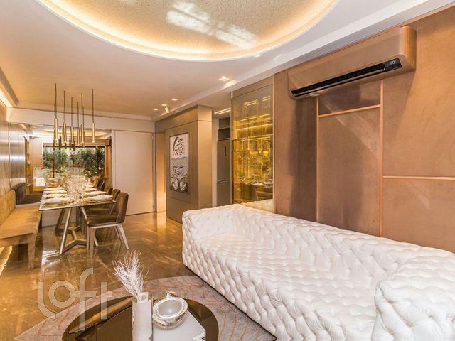 Apartamento com 90m², 3 dormitórios, 1 suíte, 2 vagas, Cidade Baixa em Porto Alegre