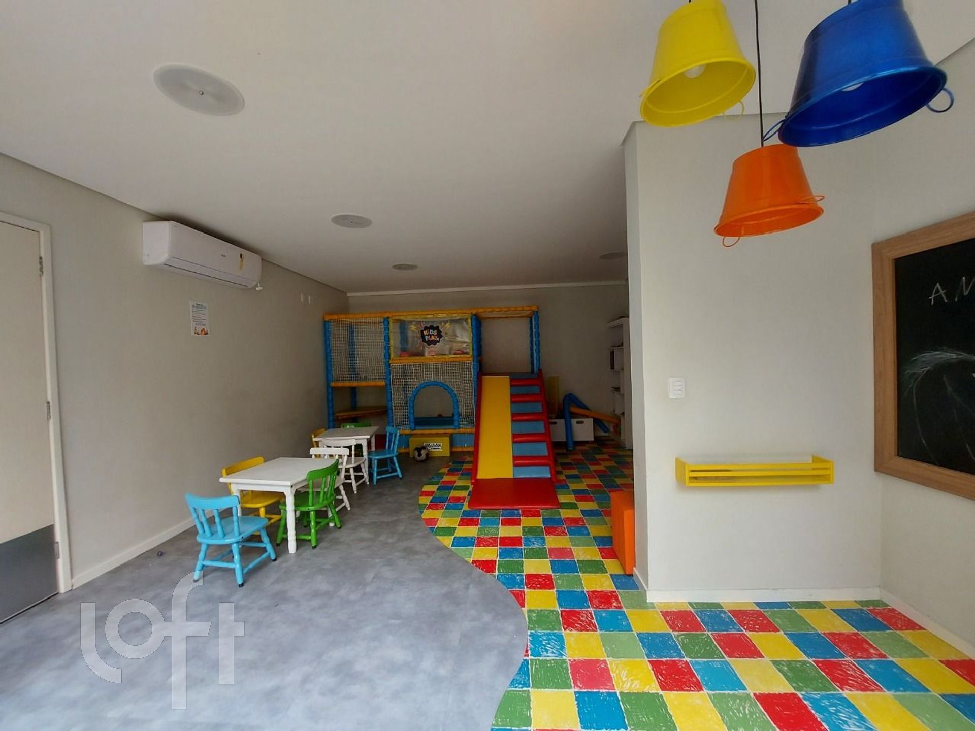 Apartamento à venda com 2 quartos, 120m² - Foto 33