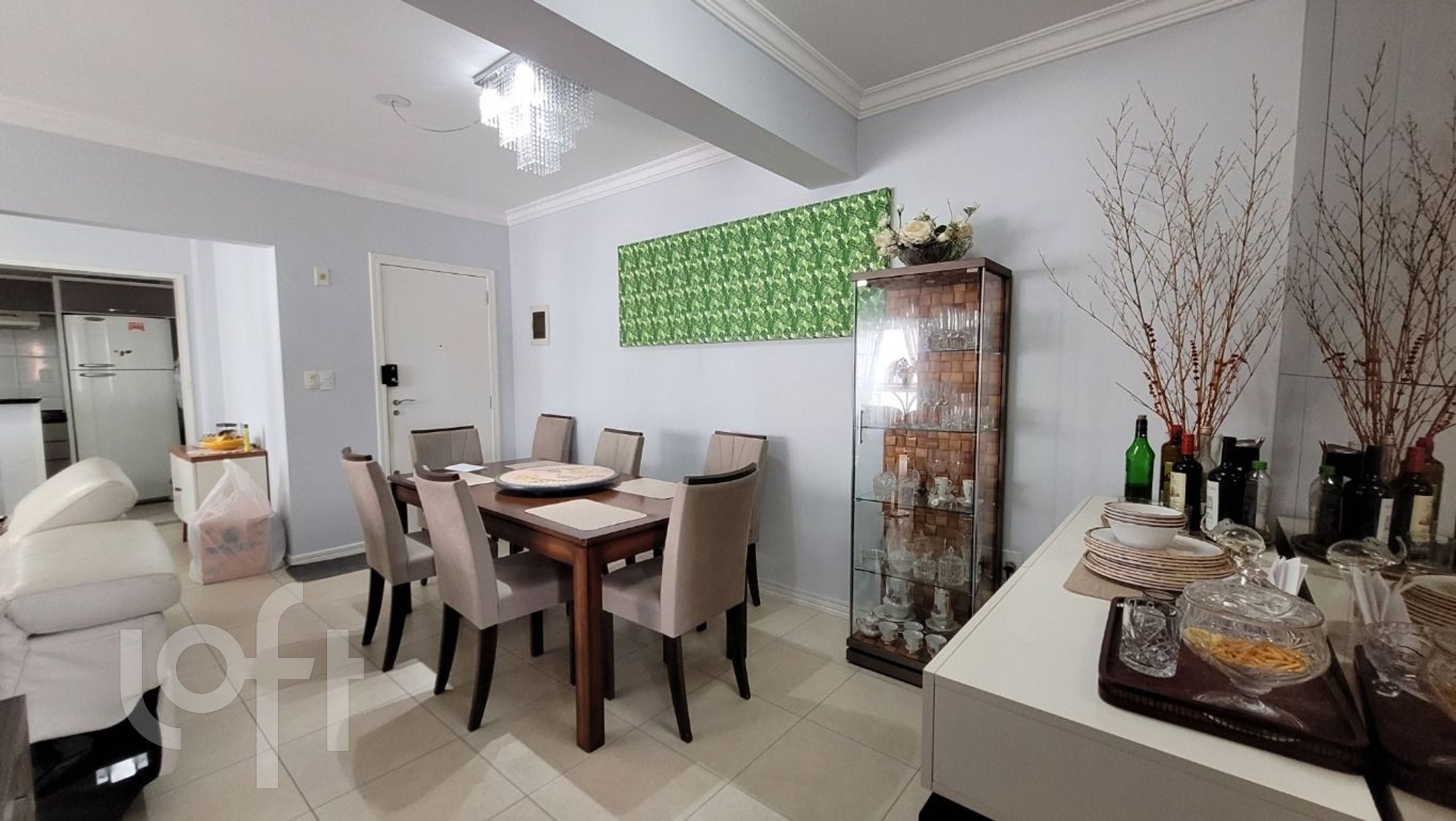 Apartamentos com 106m², 3 quartos, 1 suíte, 2 garagens, no bairro Centro em Balneário Camboriú