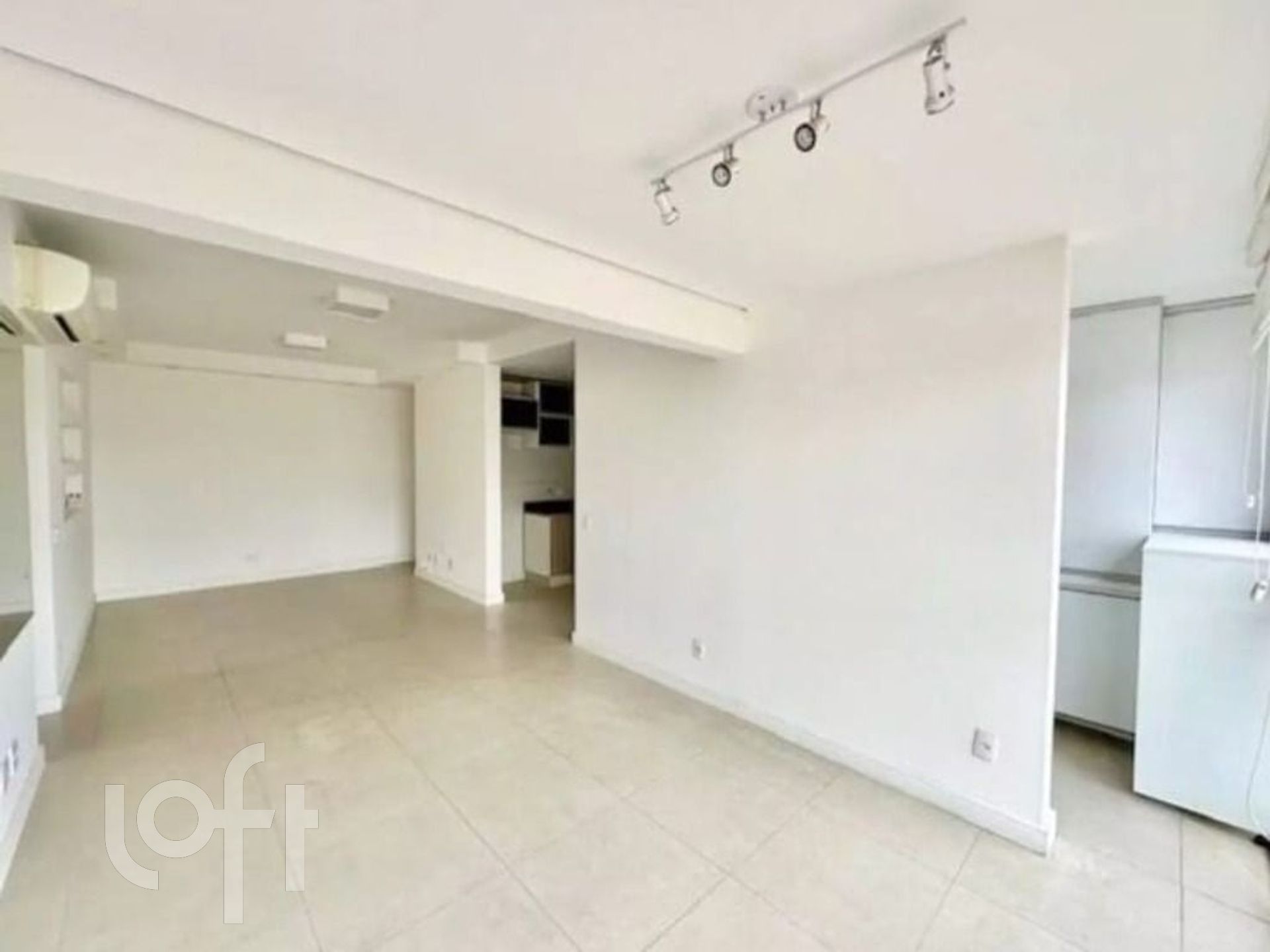 Apartamento à venda com 2 quartos, 74m² - Foto 10