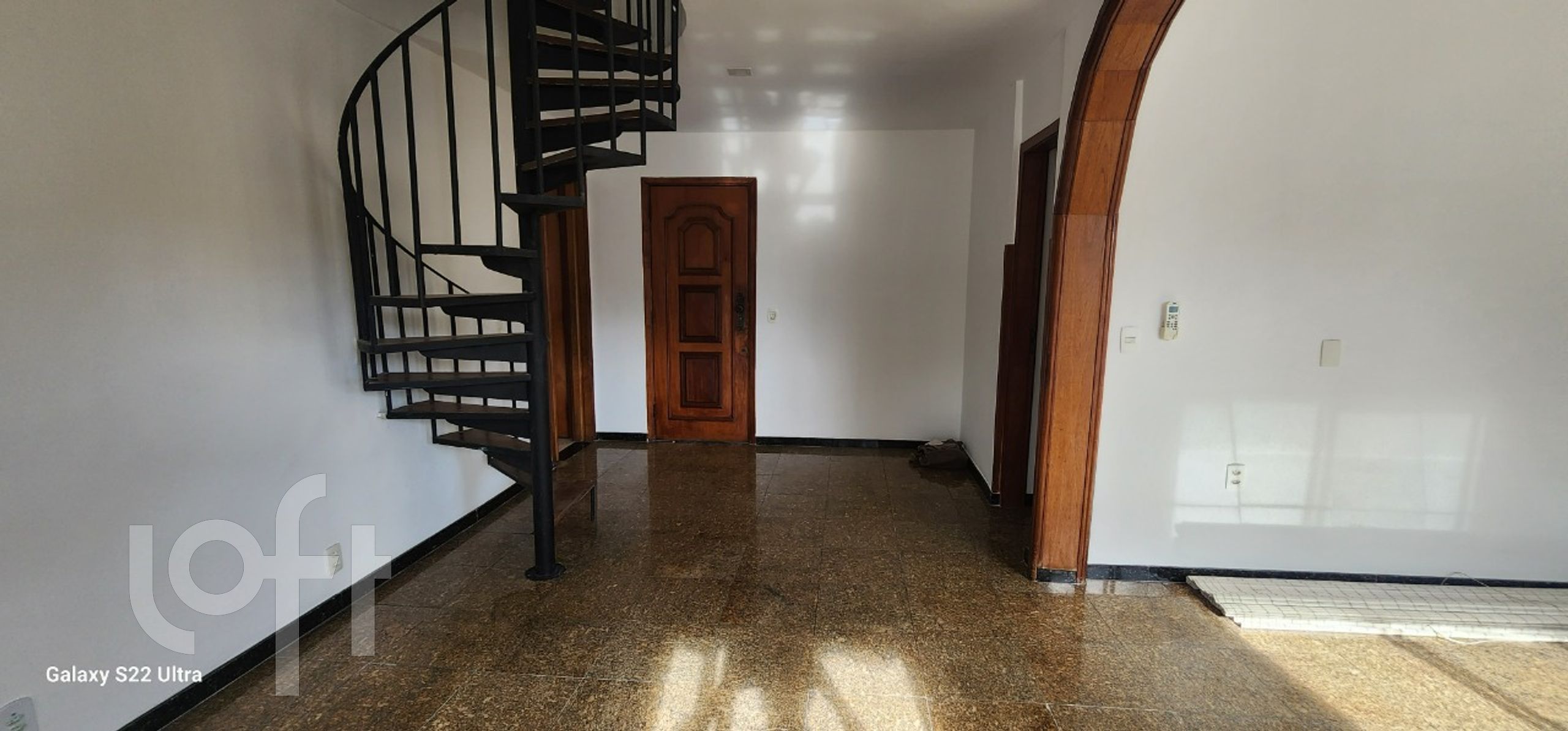 Apartamento à venda com 2 quartos, 137m² - Foto 10