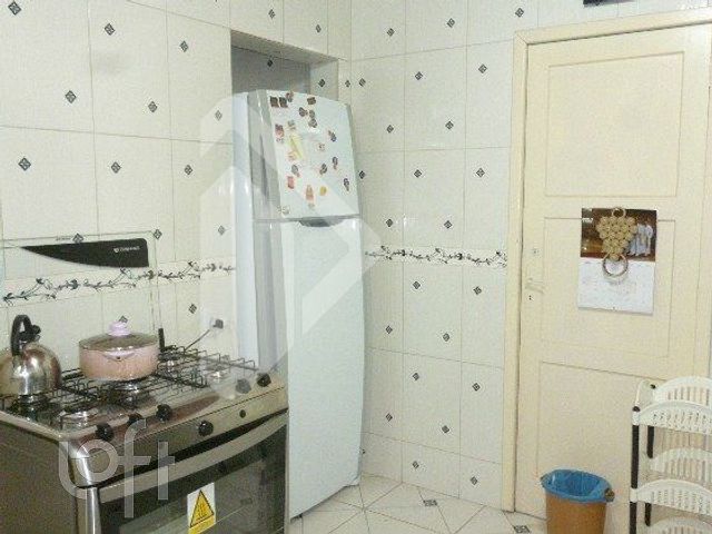 Apartamento com 69m², 3 dormitórios, Petrópolis em Porto Alegre