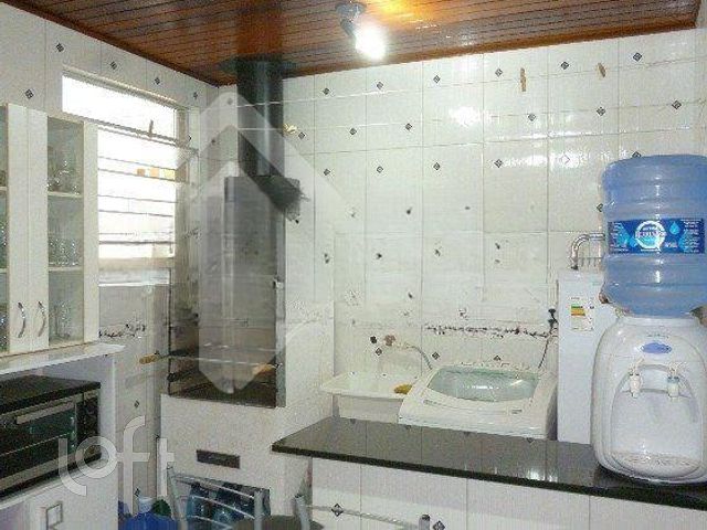Apartamento com 69m², 3 dormitórios, Petrópolis em Porto Alegre