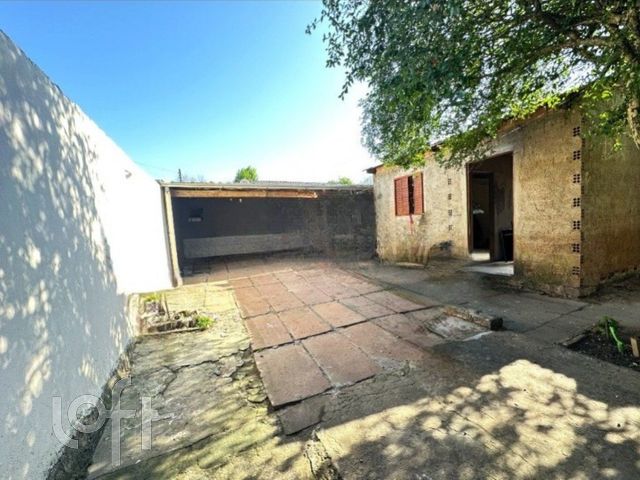 Casa com 80m², 2 dormitórios no bairro Harmonia em Canoas para Comprar