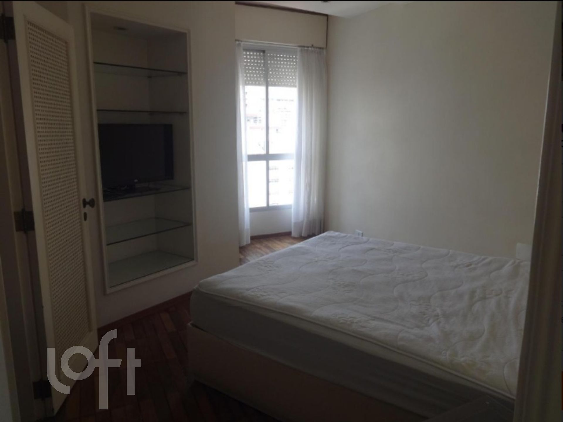 Apartamento à venda com 3 quartos, 182m² - Foto 9