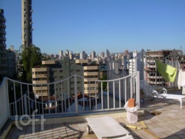 Apartamento com 225m², 3 dormitórios, 1 suíte, 2 vagas, Bela Vista em Porto Alegre