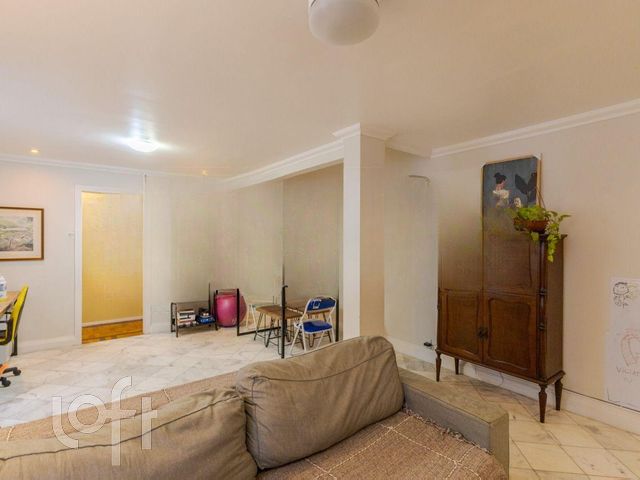 Apartamento com 80m², 2 dormitórios, 1 vaga, Bom Fim em Porto Alegre