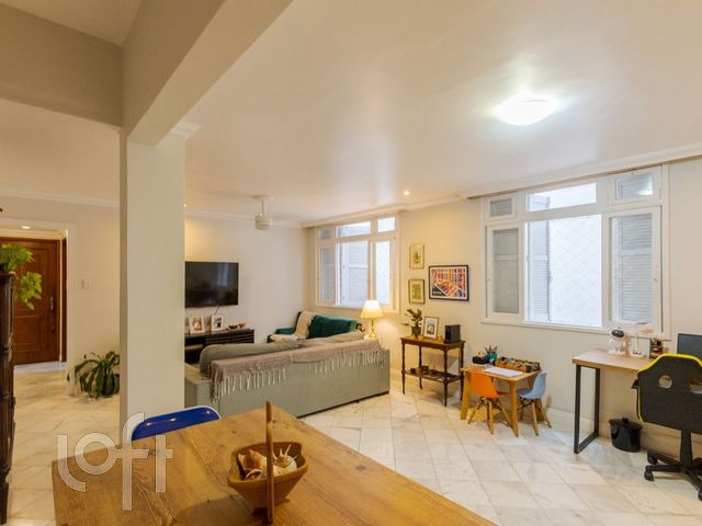 Apartamento com 80m², 2 dormitórios, 1 vaga, Bom Fim em Porto Alegre