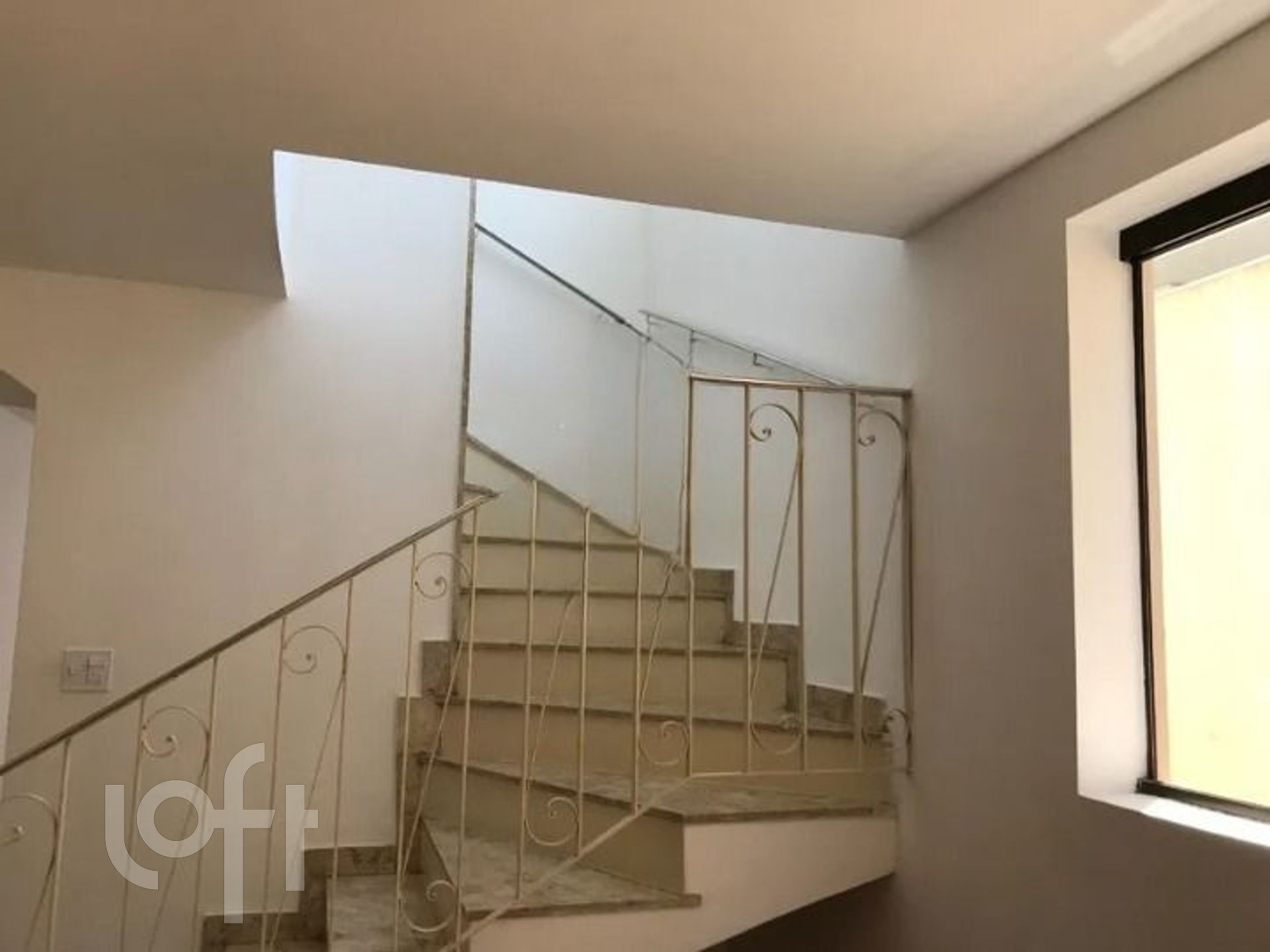 Casa à venda com 3 quartos, 202m² - Foto 8