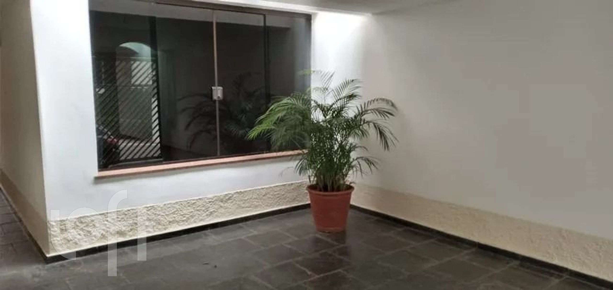 Casa à venda com 3 quartos, 202m² - Foto 2