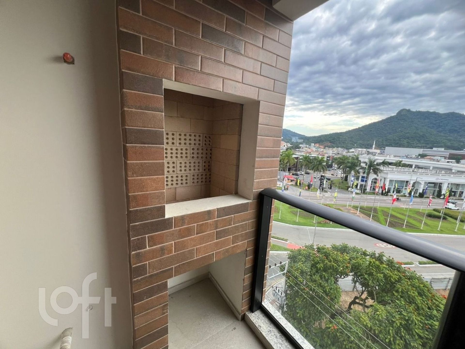 Apartamentos com 60m², 2 quartos, 1 suíte, 1 garagem, no bairro Centro em Balneário Camboriú