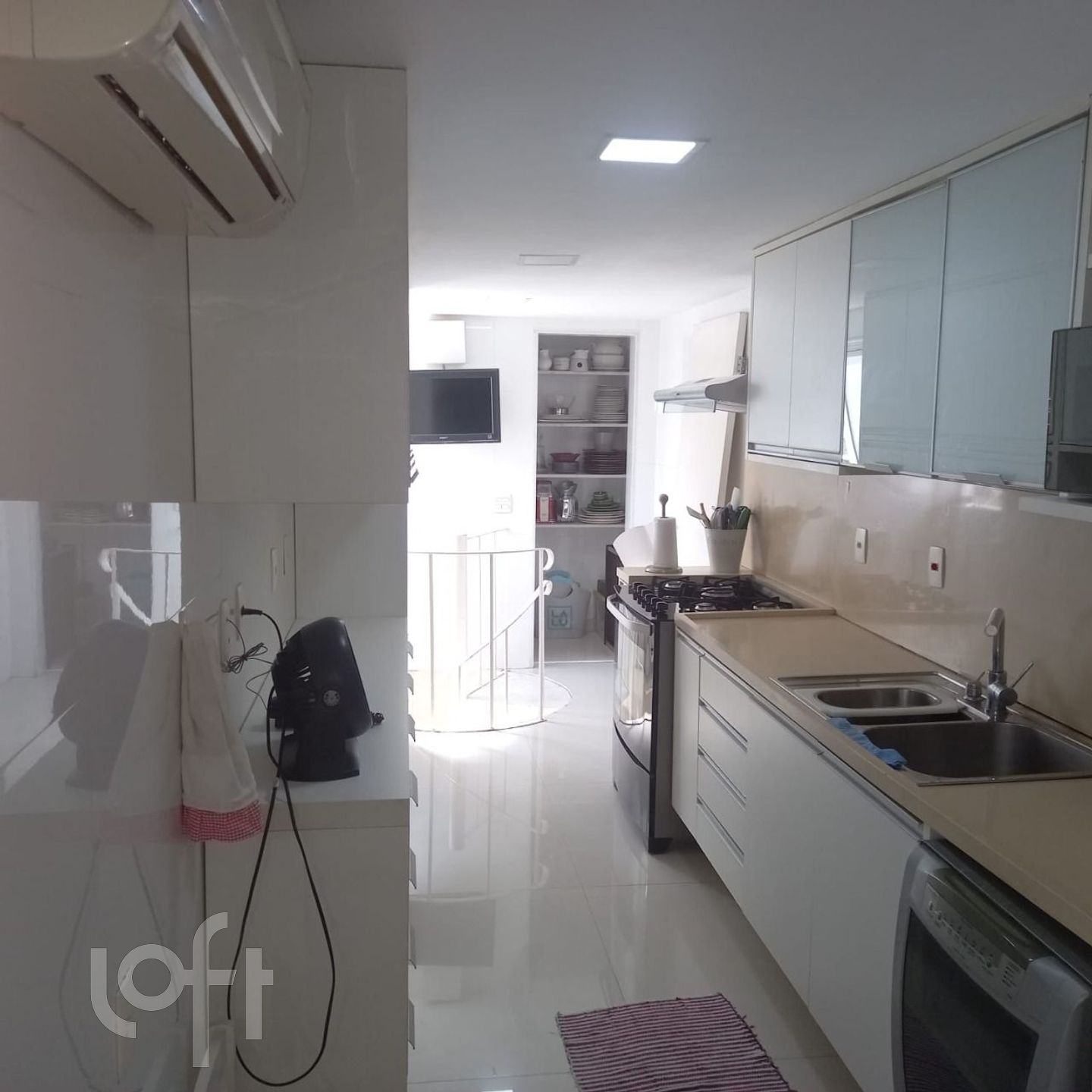 Apartamento à venda com 3 quartos, 269m² - Foto 9