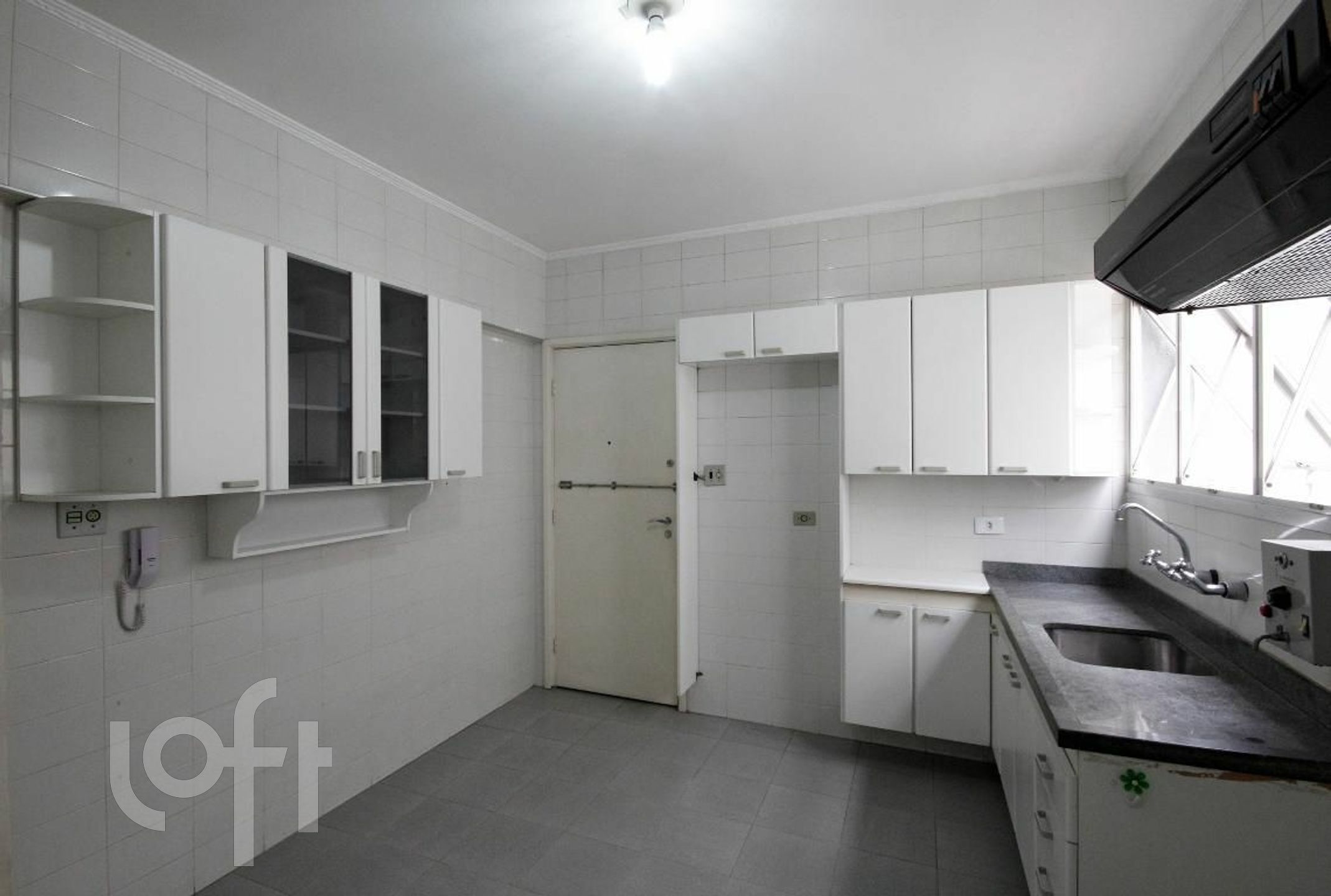 Apartamento à venda com 2 quartos, 92m² - Foto 3