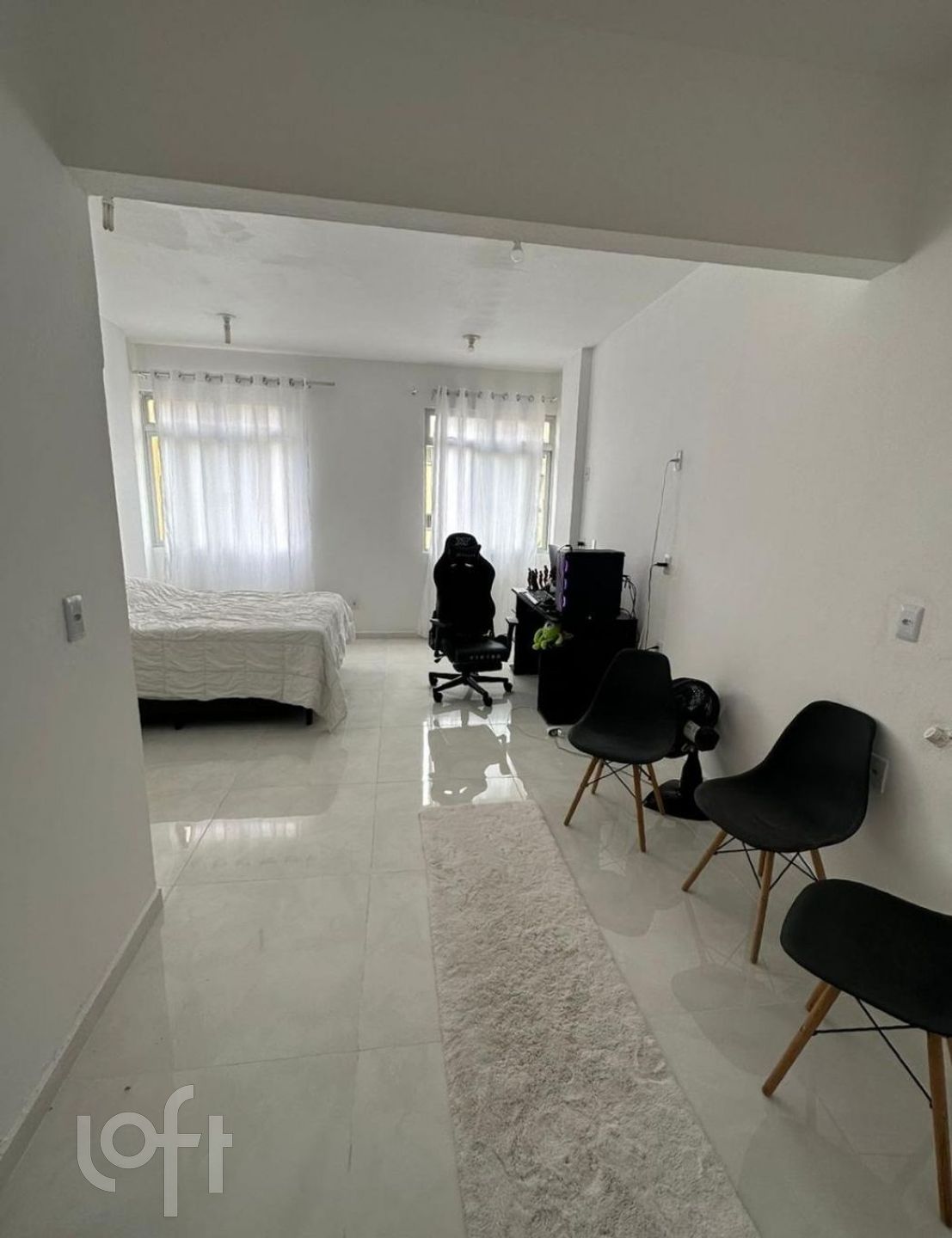 Apartamentos com 26m², 1 quarto, no bairro Centro em Florianópolis