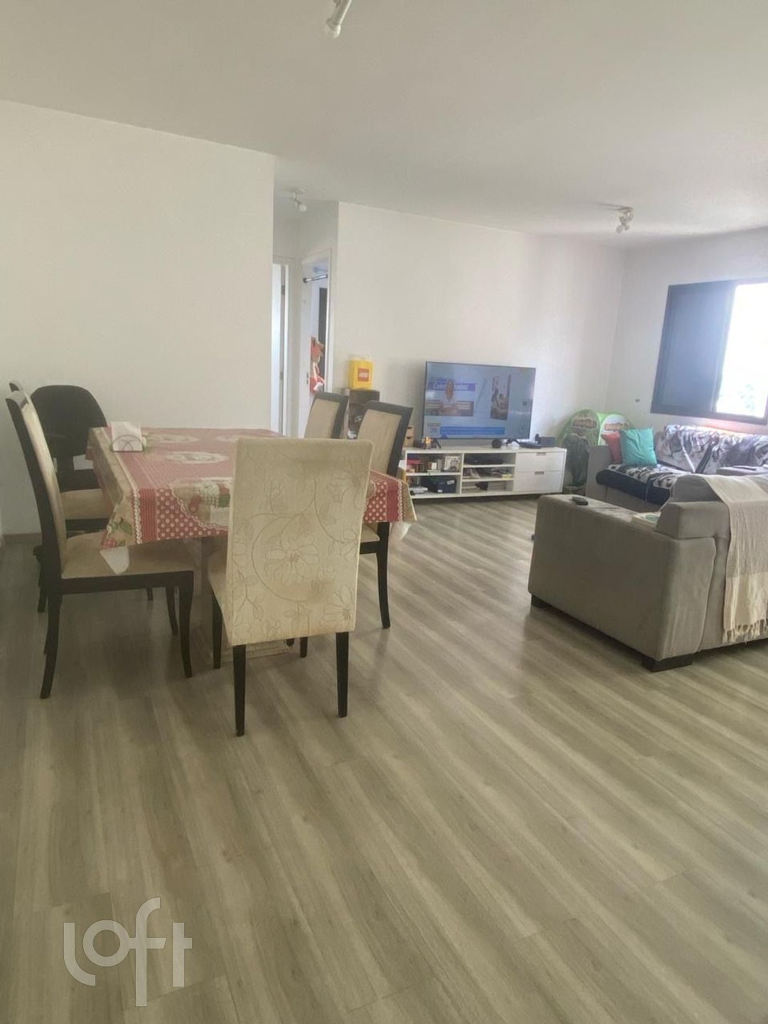 Apartamento à venda com 3 quartos, 65m² - Foto 2