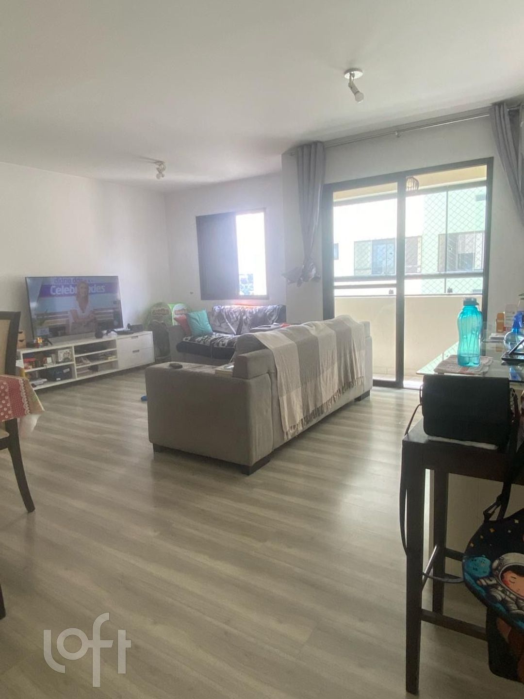 Apartamento à venda com 3 quartos, 65m² - Foto 1