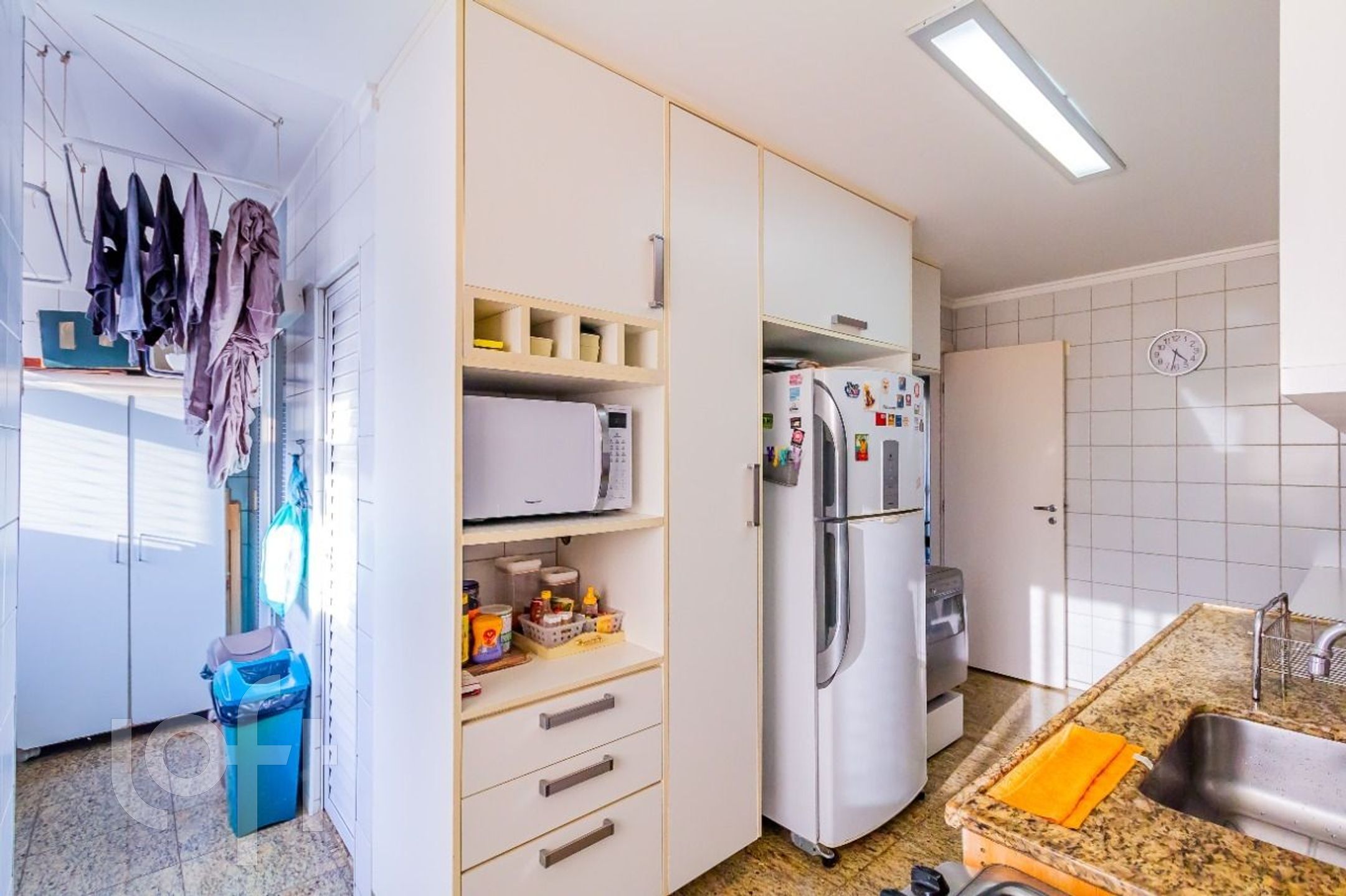 Apartamento à venda com 3 quartos, 140m² - Foto 11