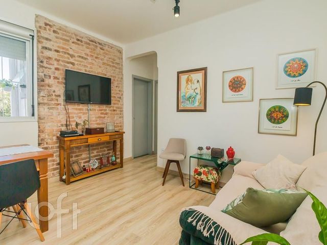 Apartamento com 53m², 2 dormitórios, Petrópolis em Porto Alegre