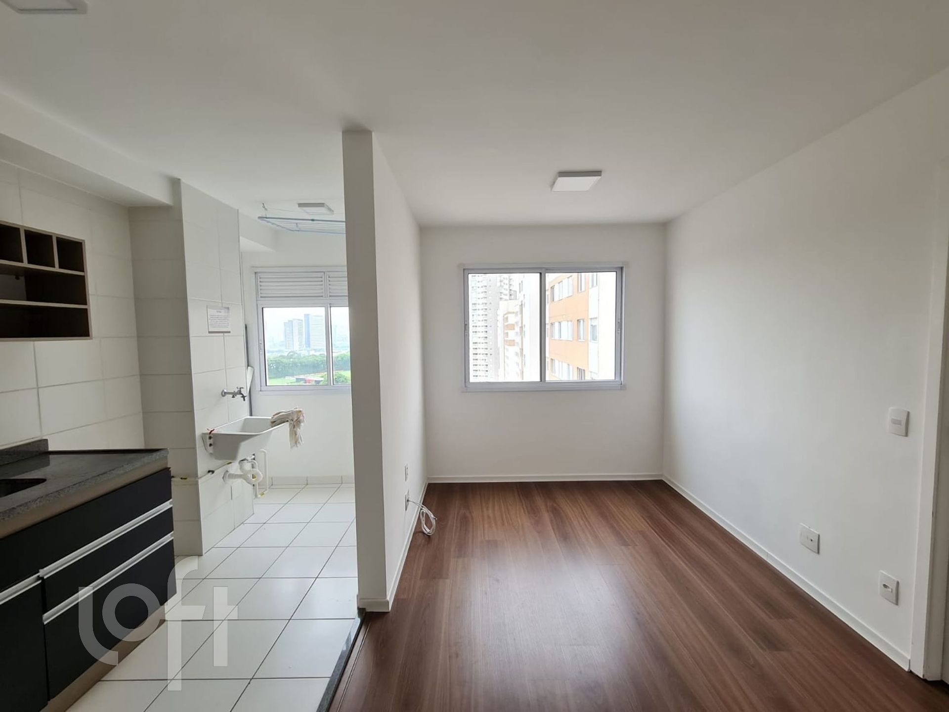 Apartamento à venda com 1 quarto, 33m² - Foto 1