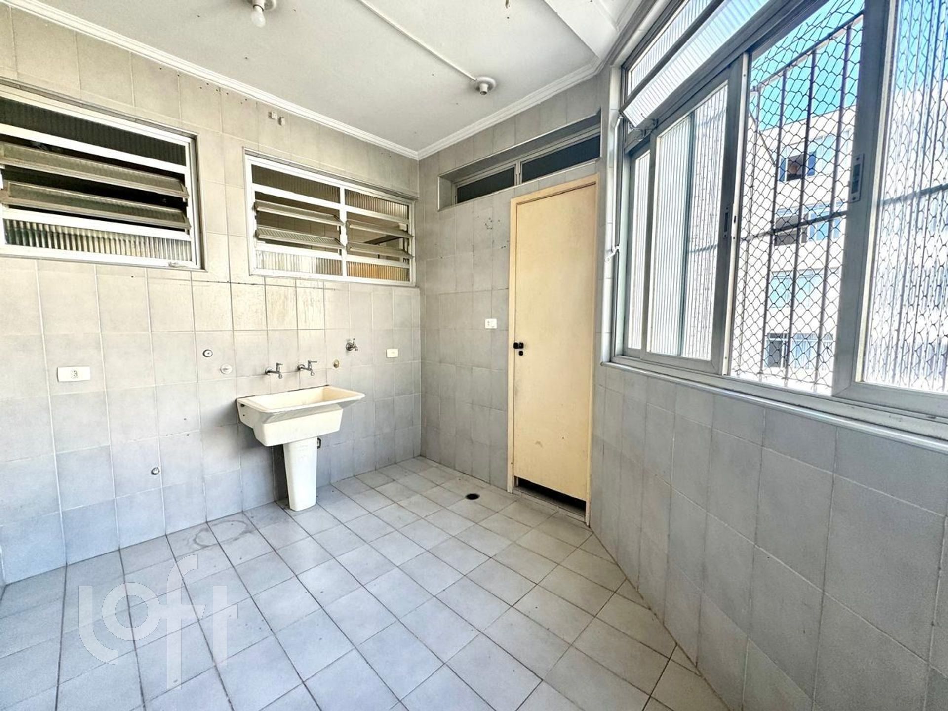 Apartamento à venda com 3 quartos, 156m² - Foto 10