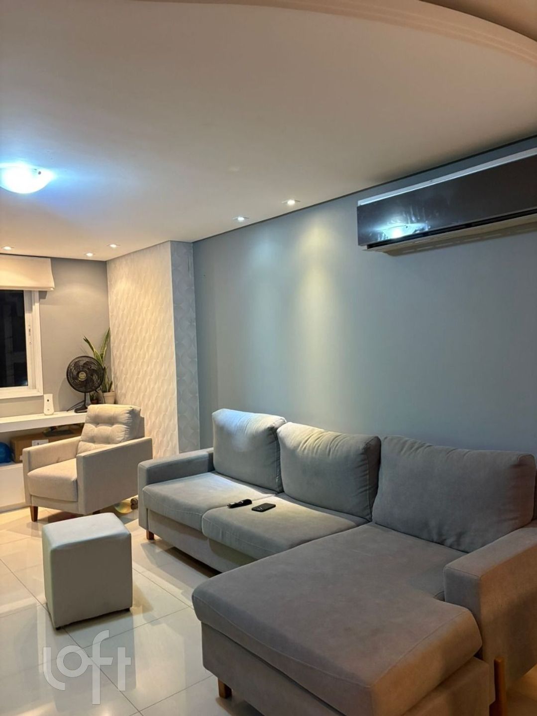Apartamento com 84m², 2 dormitórios, 1 suíte, 2 vagas, Auxiliadora em Porto Alegre