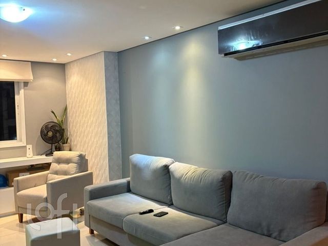 Apartamento com 84m², 2 dormitórios, 1 suíte, 2 vagas, Auxiliadora em Porto Alegre