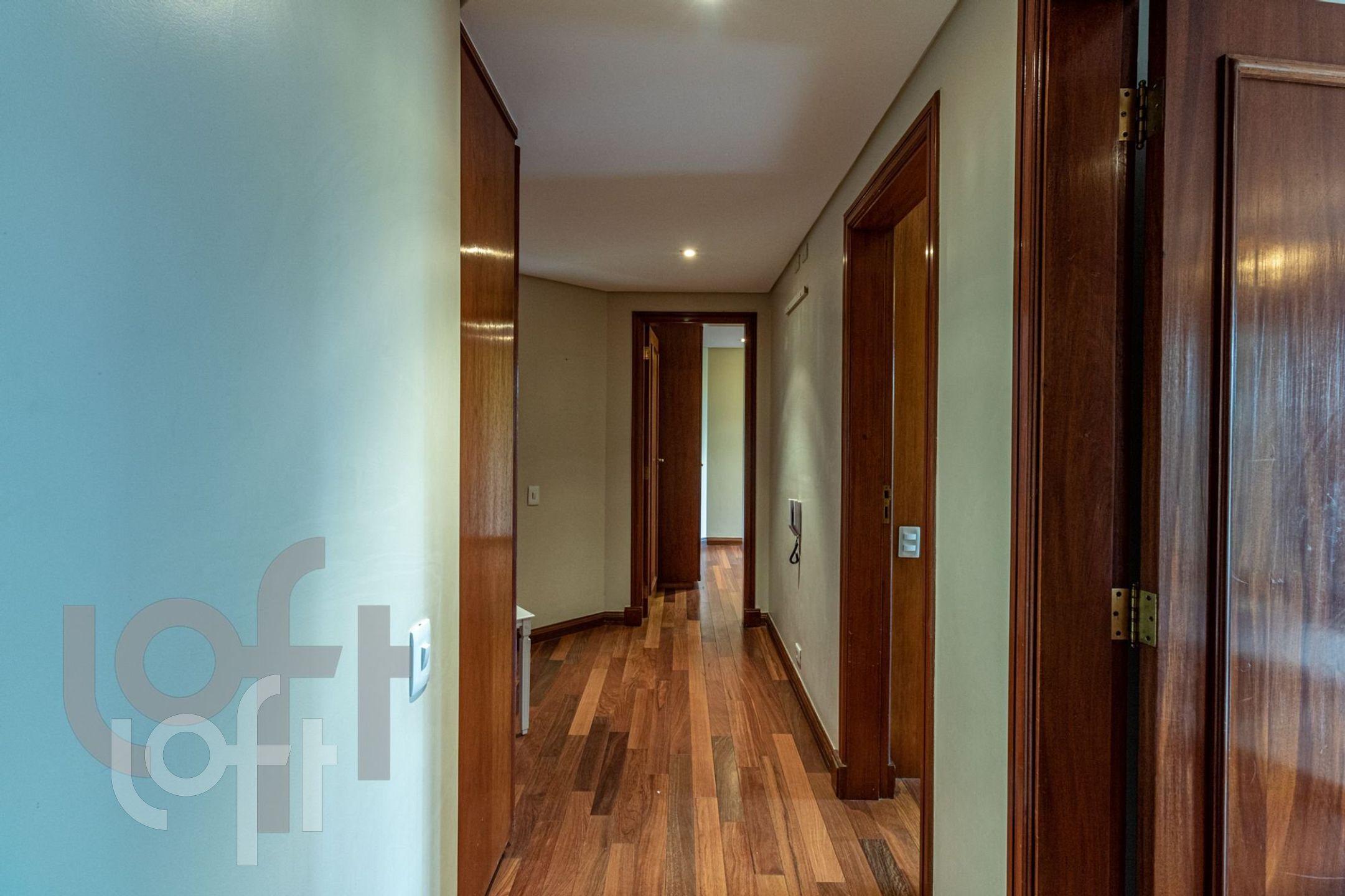 Apartamento à venda com 4 quartos, 300m² - Foto 17