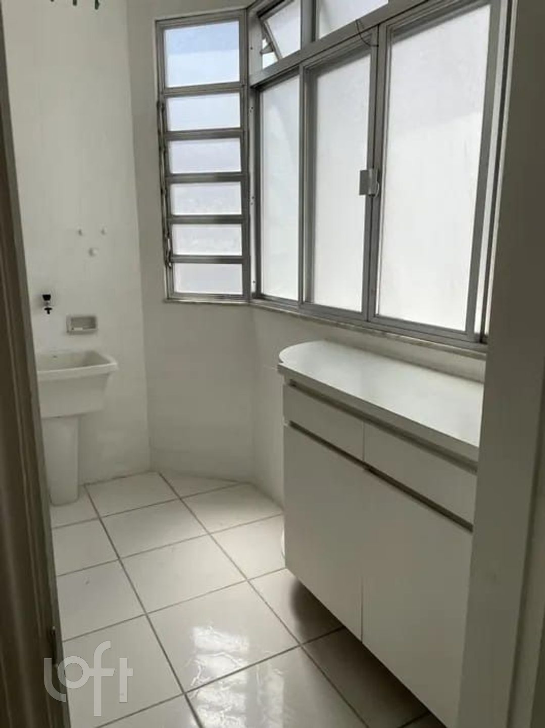 Apartamento à venda com 3 quartos, 162m² - Foto 18